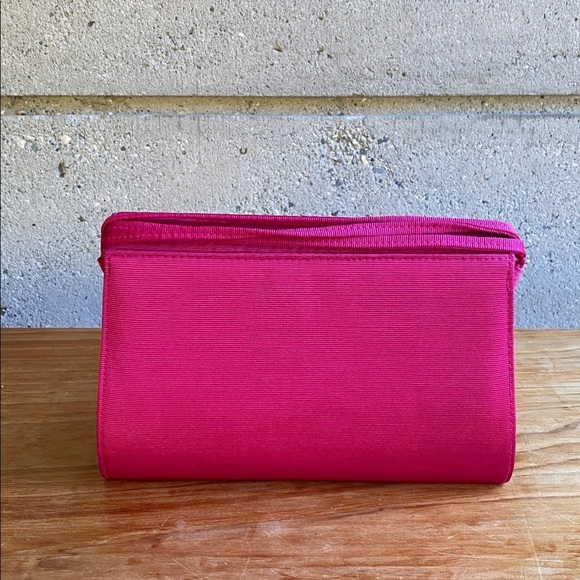 🤍 Pink Clutch Bag - Picture 2 of 7